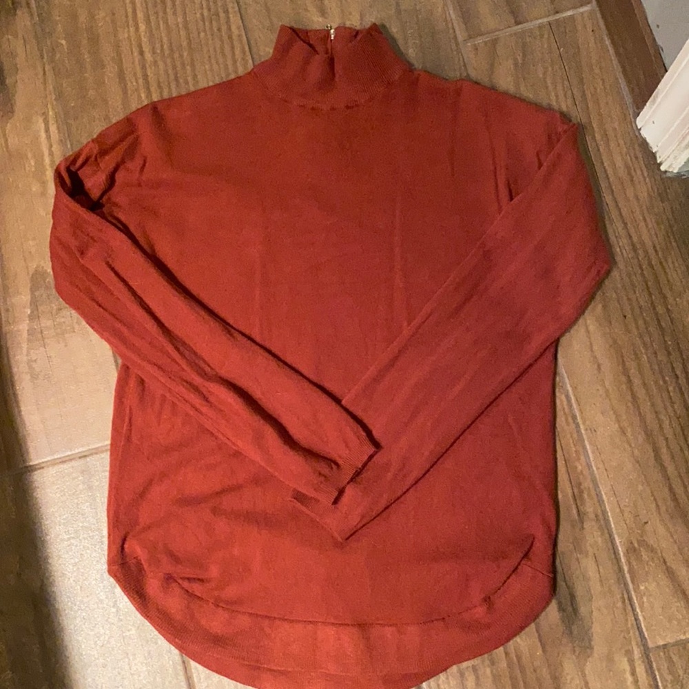 Burnt orange turtle neck 🧡🍂